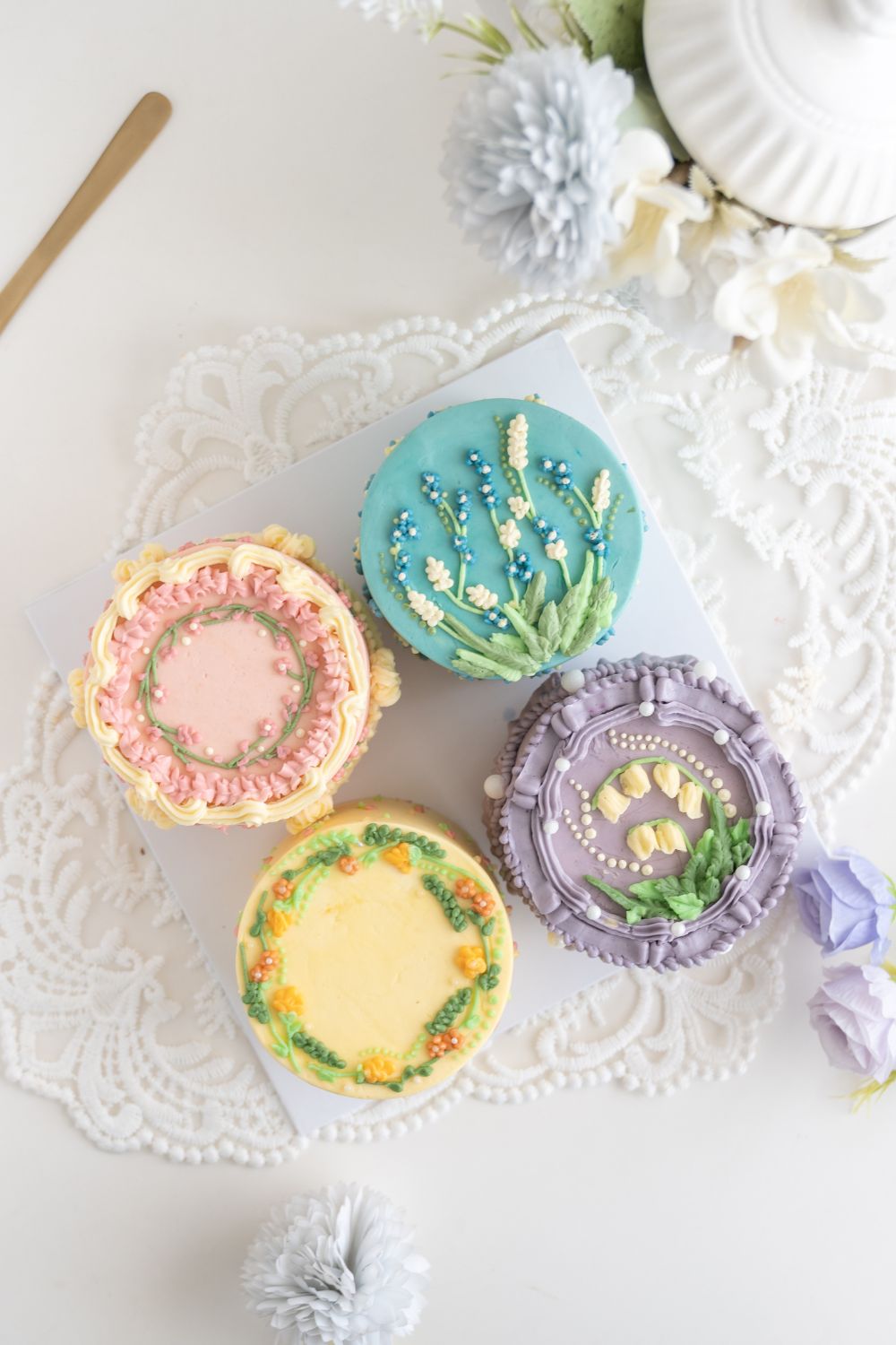 Petite Buttercream Cakes Piping & Decoration Class