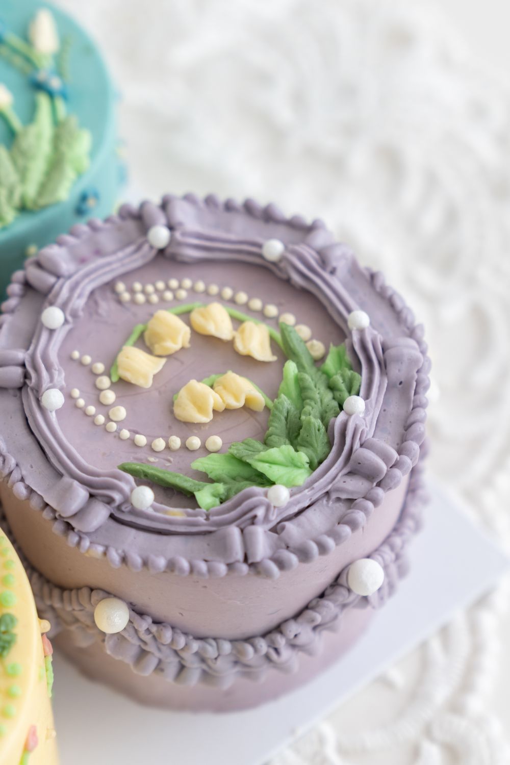 Petite Buttercream Cakes Piping & Decoration Class