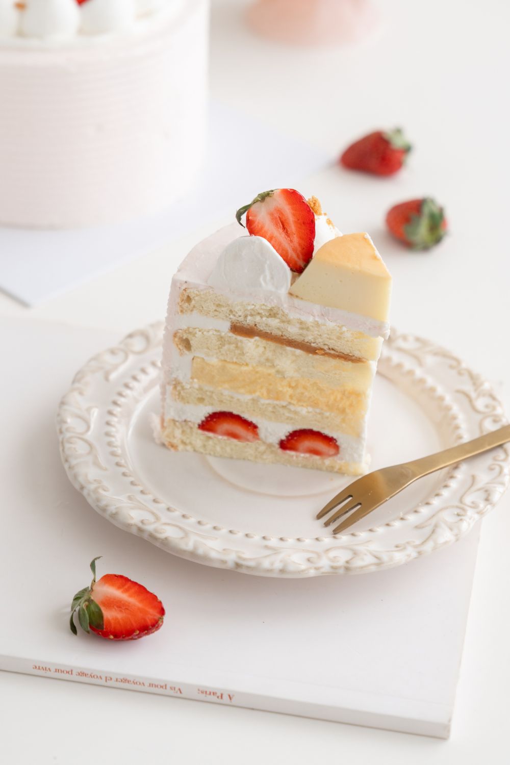 Strawberry Pudding Cake Baking & Decoration Class